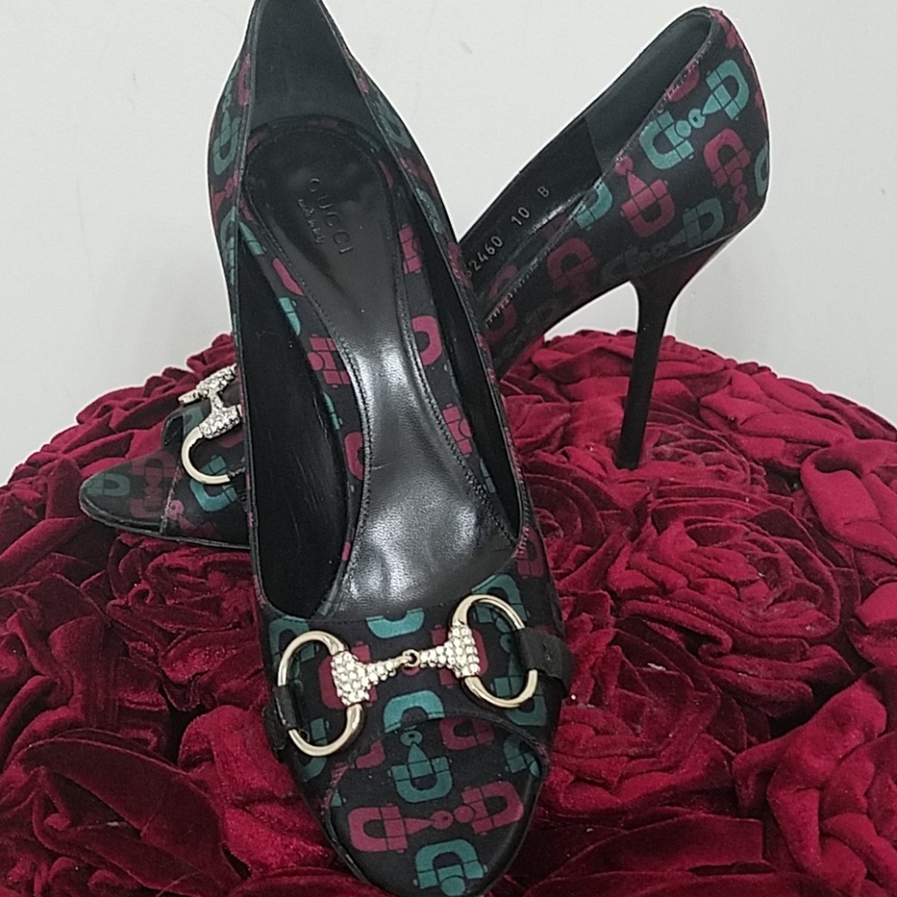 Gucci crystal horsebit accent peeptoe